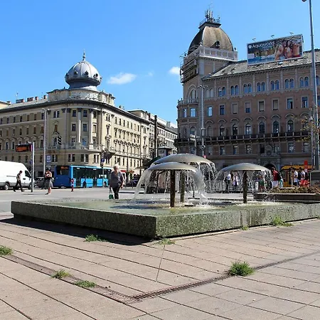 I New I Ac I Wifi I Urban I Space * Budapešť