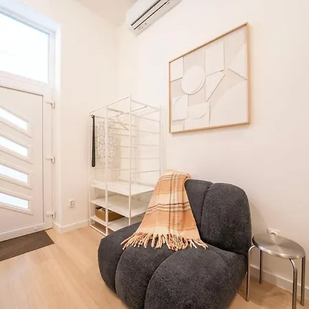 I New I Ac I Wifi I Urban I Space